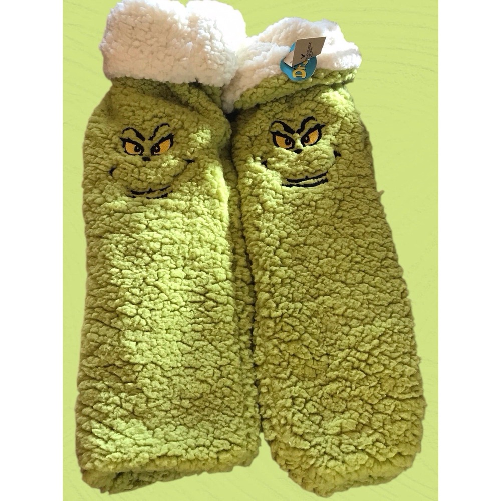 NEW American Eagle Dr Seuss AE Outfitters The Grinch Plush Socks Sherpa Inside